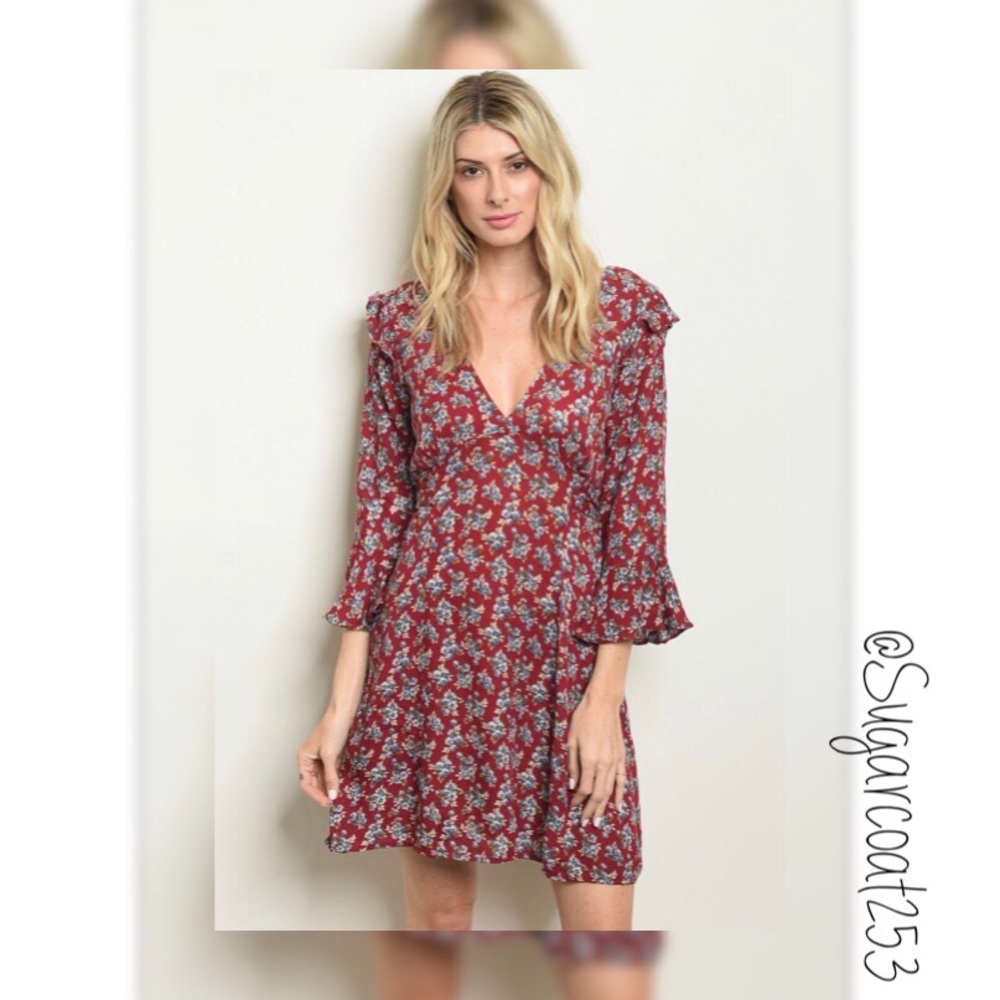 •Lelis• Red Floral Dress